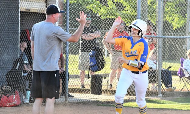 Four home runs lift Jackets to District title game