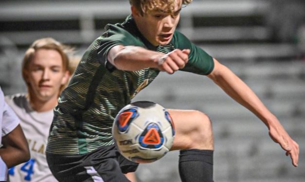 Catawba Ridge boys’ soccer clinch Region 3-4A title with shutout
