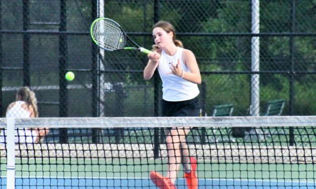 Falcons’ tennis blank Catawba Ridge to open season, Copperhead golfers win