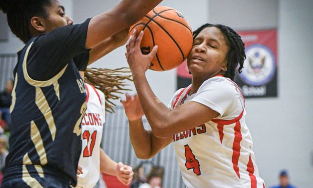 Nation Ford splits Friday doubleheader versus Blythewood 