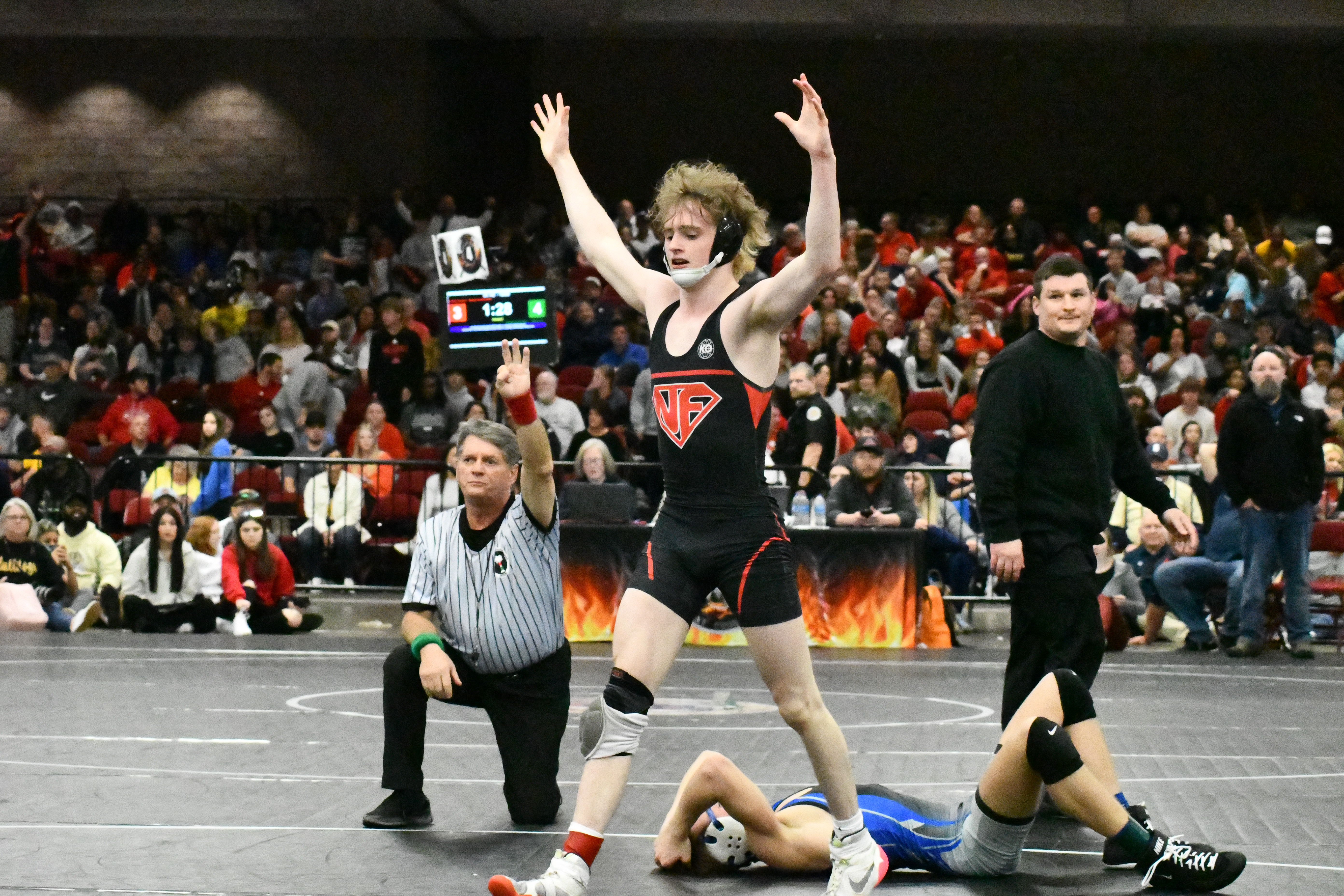 Two wrestling state champions crowned making history for Falcons, Copperheads