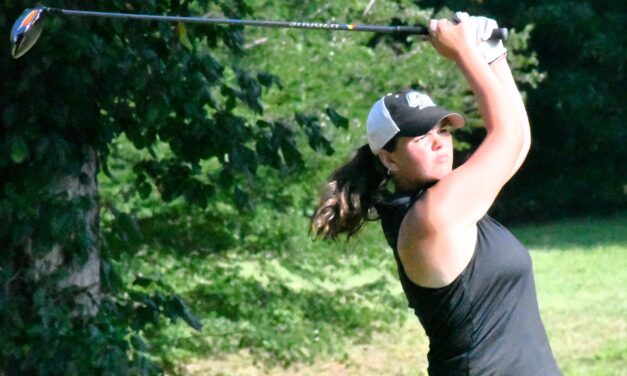 Catawba Ridge golfers stay perfect in head-to-head matches (Sept. 25 Roundup)