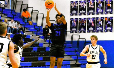 Jackets can’t overcome slow start; drops first game of the season (Nov. 28 Roundup)